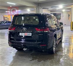 تويوتا لاندكروزر